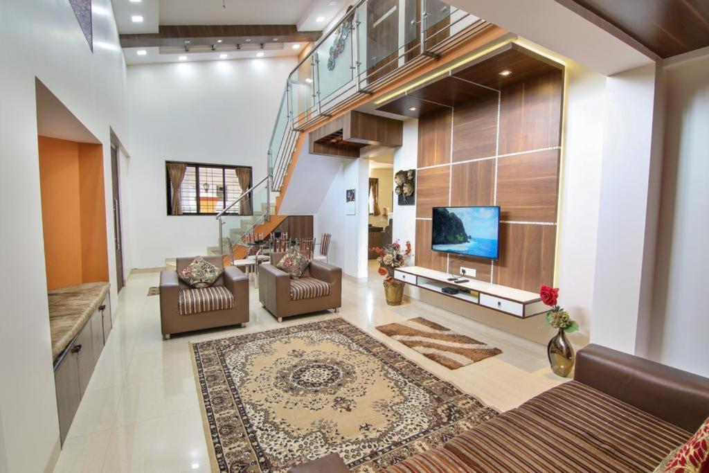 פנצ'גאני Titan Villa מראה חיצוני תמונה
